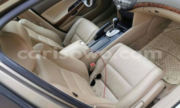 Acheter Occasion Voiture Honda Accord Beige à Abomey, Benin Acheter Occasion Voiture Honda Accord Beige à Abomey, Benin