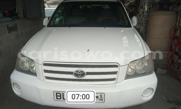 Buy Used Toyota Highlander White Car in Abomey in Benign