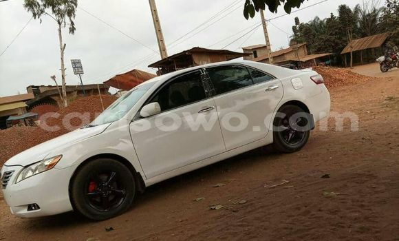 Acheter Occasion Voiture Toyota Camry Blanc à Abomey, Benin Acheter Occasion Voiture Toyota Camry Blanc à Abomey, Benin