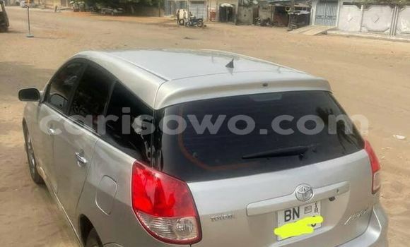 Ra Àlòkù Toyota Matrix Silver Ọkọ̀ in Abomey ni Benin