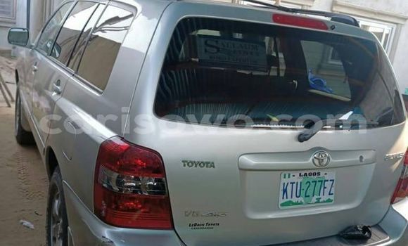 Acheter Occasion Voiture Toyota Highlander Gris à Abomey, Benin Acheter Occasion Voiture Toyota Highlander Gris à Abomey, Benin