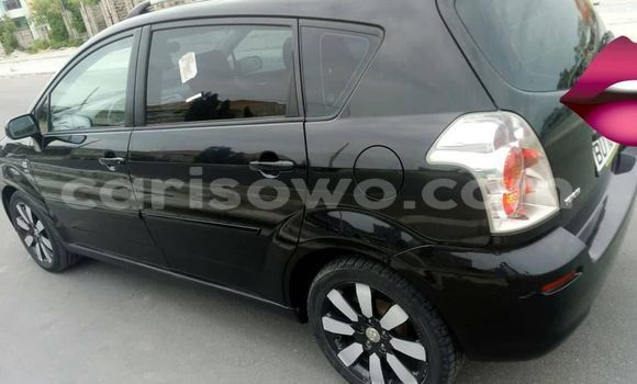 Ra Àlòkù Toyota Corolla Verso Black Ọkọ̀ in Abomey ni Benin
