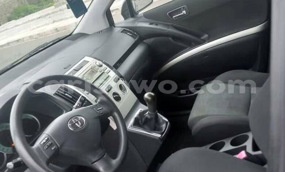 Acheter Occasion Voiture Toyota Corolla Verso Noir à Abomey, Benin Acheter Occasion Voiture Toyota Corolla Verso Noir à Abomey, Benin