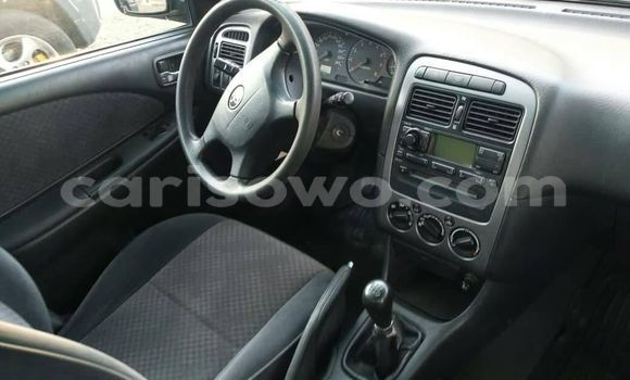 Acheter Occasion Voiture Toyota Avensis Gris à Abomey, Benin Acheter Occasion Voiture Toyota Avensis Gris à Abomey, Benin