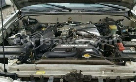 Ra Àlòkù Toyota 4Runner Alagara Ọkọ̀ in Cotonou ni Benin Ra Àlòkù Toyota 4Runner Alagara Ọkọ̀ in Cotonou ni Benin