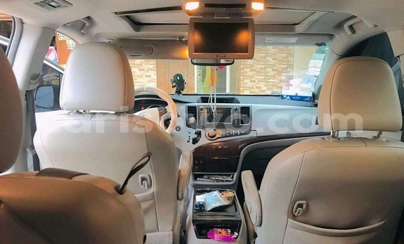 Buy Used Toyota Sienna White Car in Cotonou in Benign Buy Used Toyota Sienna White Car in Cotonou in Benign