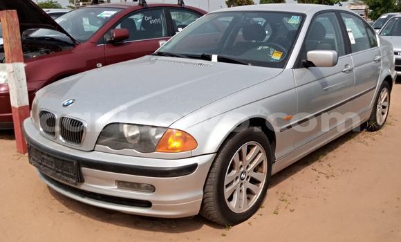 Acheter Occasion Voiture BMW 3–Series Gris à Abomey, Benin