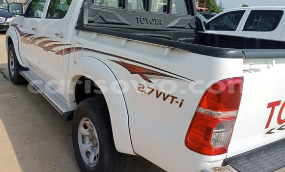 Buy Used Toyota Hilux White Car in Abomey in Benign Buy Used Toyota Hilux White Car in Abomey in Benign