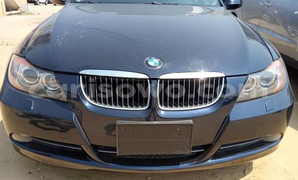 Ra Àlòkù BMW 3–Series Blue Ọkọ̀ in Abomey ni Benin