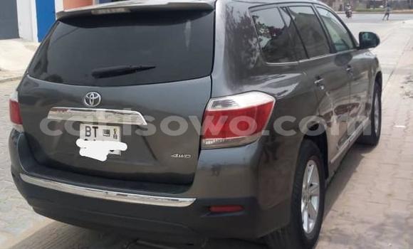 Ra Àlòkù Toyota Highlander Brown Ọkọ̀ in Cotonou ni Benin