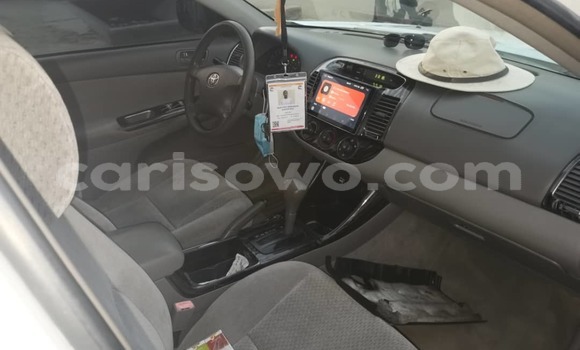 Sayi Na hannu Toyota Camry White Mota in Cotonou a Benin Sayi Na hannu Toyota Camry White Mota in Cotonou a Benin