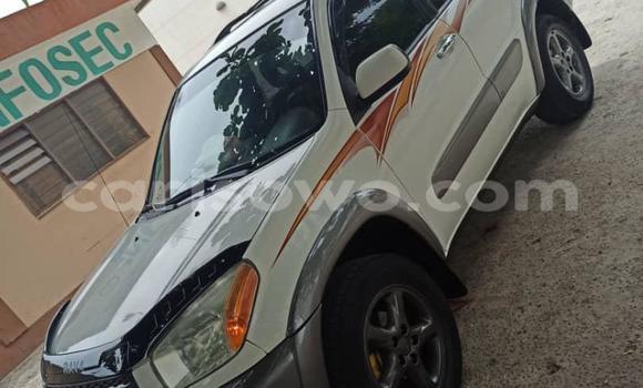 Ra Àlòkù Toyota RAV4 Silver Ọkọ̀ in Cotonou ni Benin Ra Àlòkù Toyota RAV4 Silver Ọkọ̀ in Cotonou ni Benin