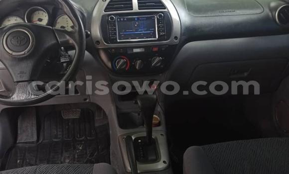 Ra Àlòkù Toyota RAV4 Silver Ọkọ̀ in Cotonou ni Benin Ra Àlòkù Toyota RAV4 Silver Ọkọ̀ in Cotonou ni Benin