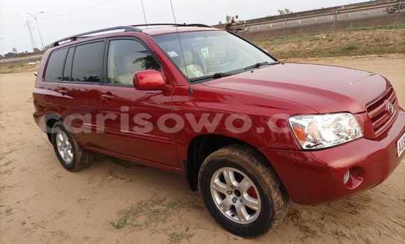 Acheter Occasion Voiture Toyota Highlander Rouge à Cotonou, Benin Acheter Occasion Voiture Toyota Highlander Rouge à Cotonou, Benin