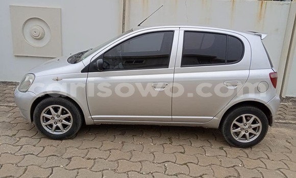 Acheter Occasion Voiture Toyota Yaris Gris à Abomey, Benin Acheter Occasion Voiture Toyota Yaris Gris à Abomey, Benin