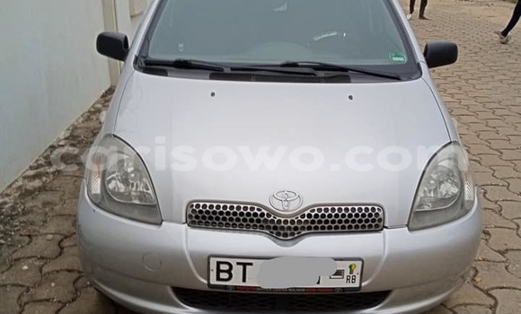 Acheter Occasion Voiture Toyota Yaris Gris à Abomey, Benin Acheter Occasion Voiture Toyota Yaris Gris à Abomey, Benin