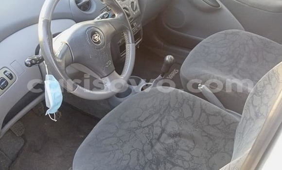 Acheter Occasion Voiture Toyota Yaris Gris à Abomey, Benin Acheter Occasion Voiture Toyota Yaris Gris à Abomey, Benin