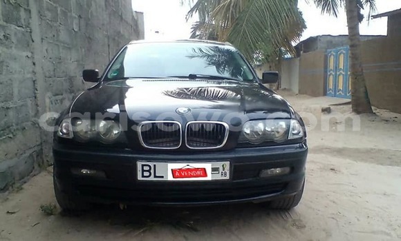 Buy Used BMW 3–Series Black Car in Abomey in Benign