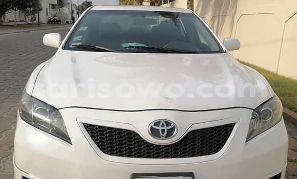 Acheter Occasion Voiture Toyota Camry Blanc à Abomey, Benin Acheter Occasion Voiture Toyota Camry Blanc à Abomey, Benin