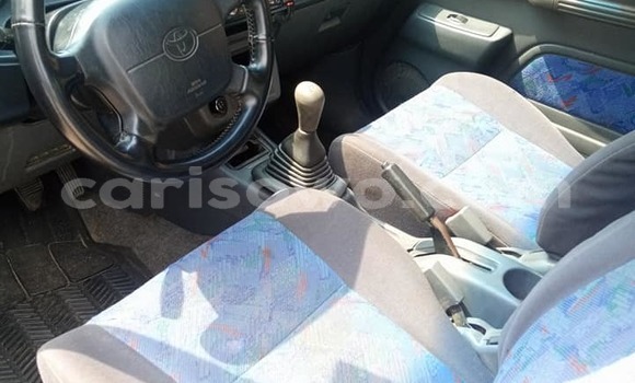 Acheter Occasion Voiture Toyota RAV4 Gris à Abomey, Benin Acheter Occasion Voiture Toyota RAV4 Gris à Abomey, Benin