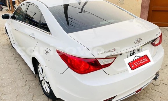 Acheter Occasion Voiture Hyundai Sonata Blanc à Abomey, Benin Acheter Occasion Voiture Hyundai Sonata Blanc à Abomey, Benin