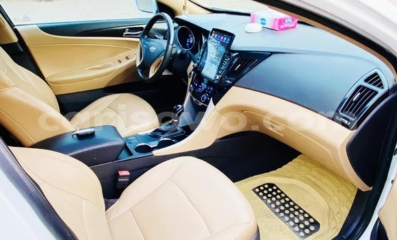 Acheter Occasion Voiture Hyundai Sonata Blanc à Abomey, Benin Acheter Occasion Voiture Hyundai Sonata Blanc à Abomey, Benin