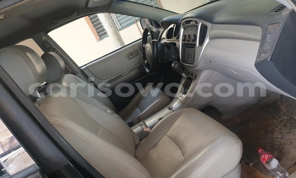 Sayi Na hannu Toyota Highlander Black Mota in Cotonou a Benin Sayi Na hannu Toyota Highlander Black Mota in Cotonou a Benin
