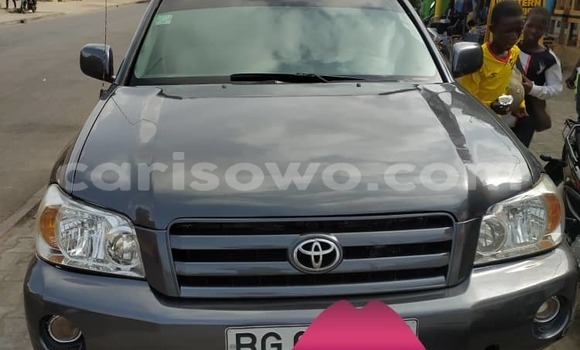 Sayi Na hannu Toyota Highlander Green Mota in Cotonou a Benin