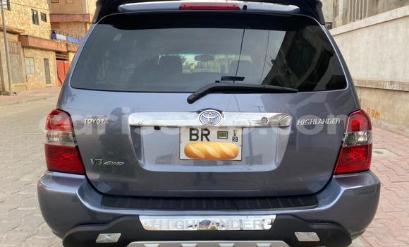 Ra Àlòkù Toyota Highlander Blue Ọkọ̀ in Cotonou ni Benin Ra Àlòkù Toyota Highlander Blue Ọkọ̀ in Cotonou ni Benin
