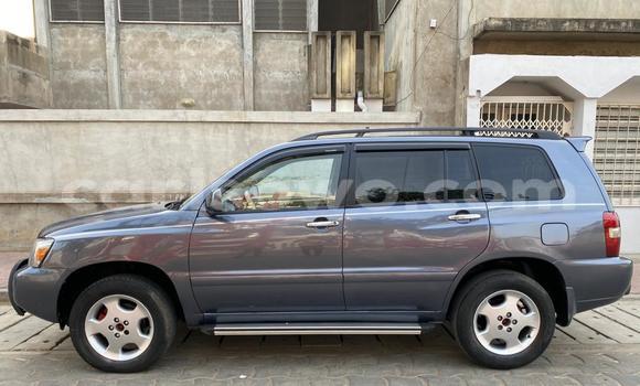 Ra Àlòkù Toyota Highlander Blue Ọkọ̀ in Cotonou ni Benin Ra Àlòkù Toyota Highlander Blue Ọkọ̀ in Cotonou ni Benin