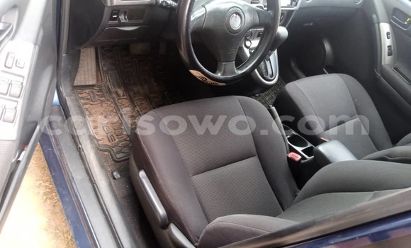 Buy Used Pontiac Vibe Blue Car in Cotonou in Benign Buy Used Pontiac Vibe Blue Car in Cotonou in Benign