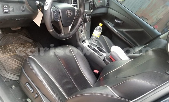 Acheter Neuf Voiture Toyota Venza Noir à Cotonou, Benin Acheter Neuf Voiture Toyota Venza Noir à Cotonou, Benin