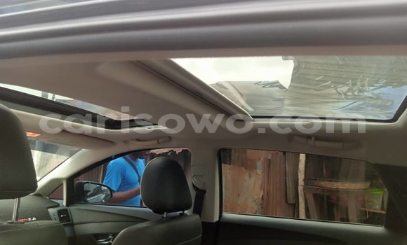 Acheter Neuf Voiture Toyota Venza Noir à Cotonou, Benin Acheter Neuf Voiture Toyota Venza Noir à Cotonou, Benin