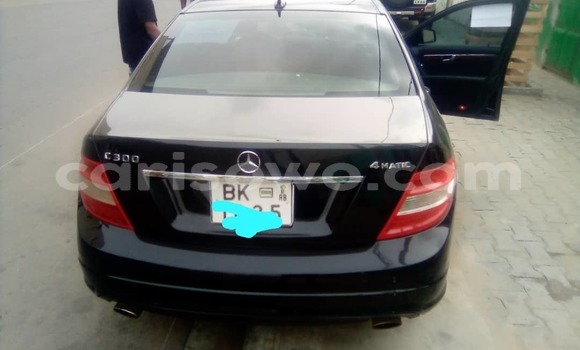 Buy Used Mercedes-Benz C-Classe Black Car in Cotonou in Benign