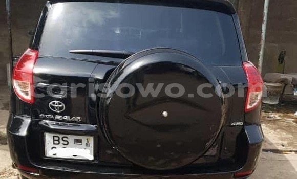 Sayi Na hannu Toyota RAV4 Black Mota in Cotonou a Benin