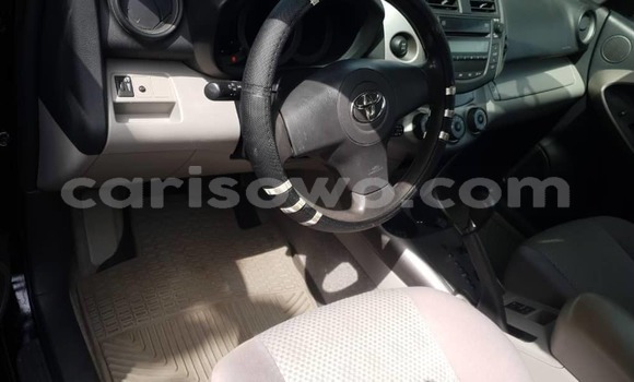 Acheter Occasion Voiture Toyota RAV4 Noir à Cotonou, Benin Acheter Occasion Voiture Toyota RAV4 Noir à Cotonou, Benin
