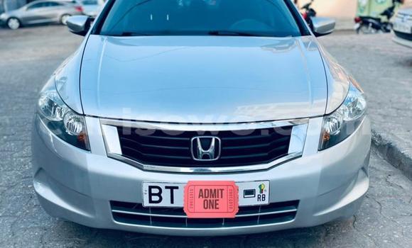 Sayi Na hannu Honda Accord Azurfa Mota in Cotonou a Benin Sayi Na hannu Honda Accord Azurfa Mota in Cotonou a Benin