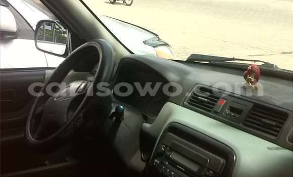 Acheter Occasion Voiture Honda CR–V Vert à Cotonou, Benin Acheter Occasion Voiture Honda CR–V Vert à Cotonou, Benin