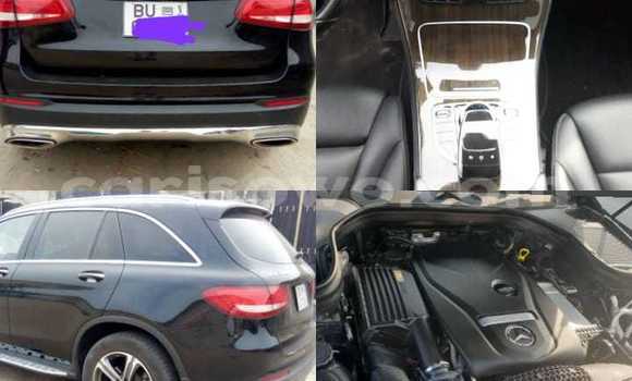 Ra Àlòkù Mercedes-Benz GLC Black Ọkọ̀ in Cotonou ni Benin