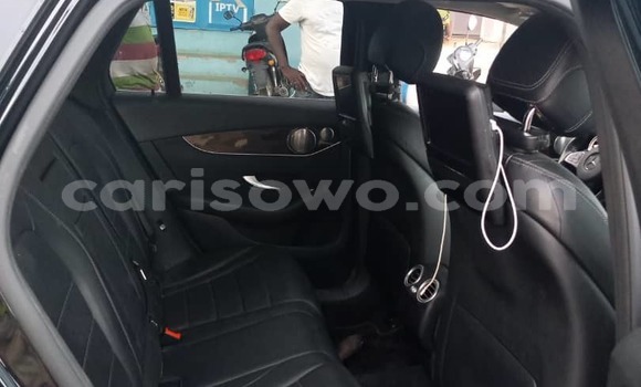 Sayi Na hannu Mercedes-Benz GLC Black Mota in Cotonou a Benin Sayi Na hannu Mercedes-Benz GLC Black Mota in Cotonou a Benin