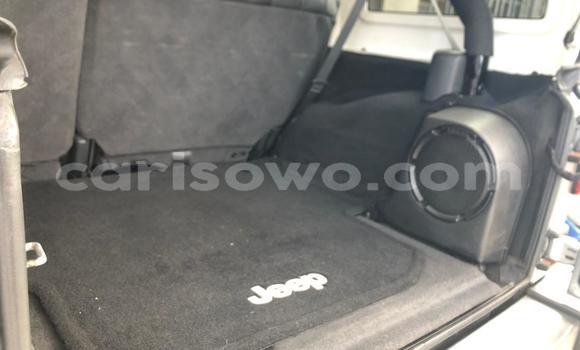 Acheter Occasion Voiture Jeep Wrangler Gris à Cotonou, Benin Acheter Occasion Voiture Jeep Wrangler Gris à Cotonou, Benin