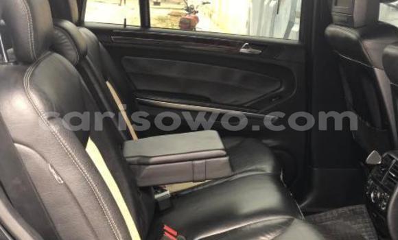 Sayi Na hannu Mercedes-Benz GL–Class Black Mota in Parakou a Benin Sayi Na hannu Mercedes-Benz GL–Class Black Mota in Parakou a Benin