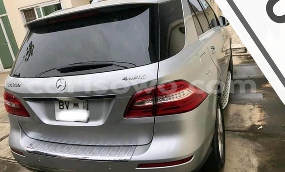 Buy Used Mercedes-Benz ML–Class Beige Car in Cotonou in Benign Buy Used Mercedes-Benz ML–Class Beige Car in Cotonou in Benign