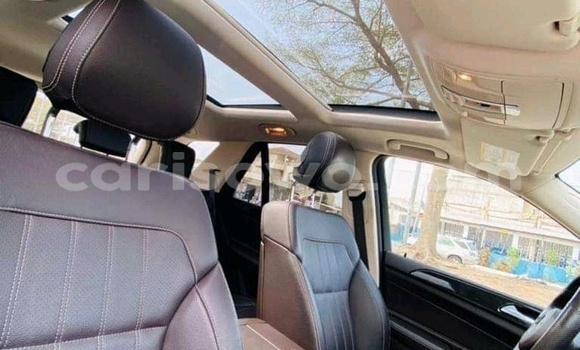 Buy Used Mercedes-Benz ML–Class Beige Car in Cotonou in Benign Buy Used Mercedes-Benz ML–Class Beige Car in Cotonou in Benign