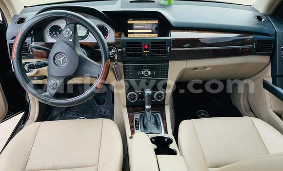 Ra Tuntun Mercedes-Benz GLK–Class Black Ọkọ̀ in Cotonou ni Benin Ra Tuntun Mercedes-Benz GLK–Class Black Ọkọ̀ in Cotonou ni Benin
