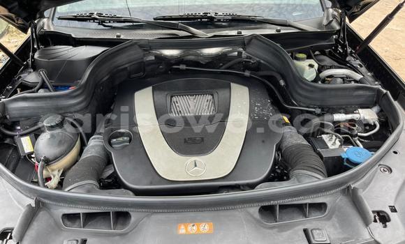 Ra Tuntun Mercedes-Benz GLK–Class Black Ọkọ̀ in Cotonou ni Benin Ra Tuntun Mercedes-Benz GLK–Class Black Ọkọ̀ in Cotonou ni Benin
