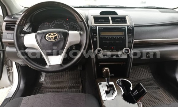 Acheter Neuf Voiture Toyota Camry Gris à Cotonou, Benin Acheter Neuf Voiture Toyota Camry Gris à Cotonou, Benin