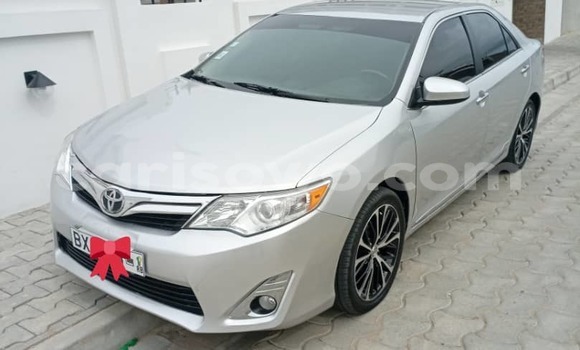 Acheter Neuf Voiture Toyota Camry Gris à Cotonou, Benin Acheter Neuf Voiture Toyota Camry Gris à Cotonou, Benin