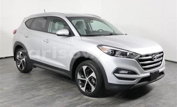 Buy Used Hyundai Tucson White Car in Cotonou in Benign Buy Used Hyundai Tucson White Car in Cotonou in Benign