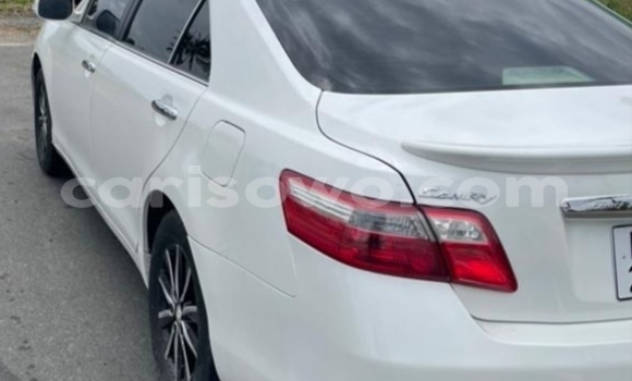 Buy Used Toyota Camry White Car in Cotonou in Benign